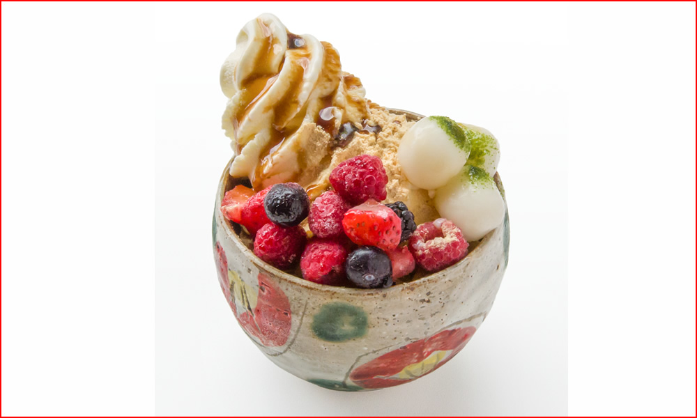 Tsubaki-neesan（Parfait with berries）